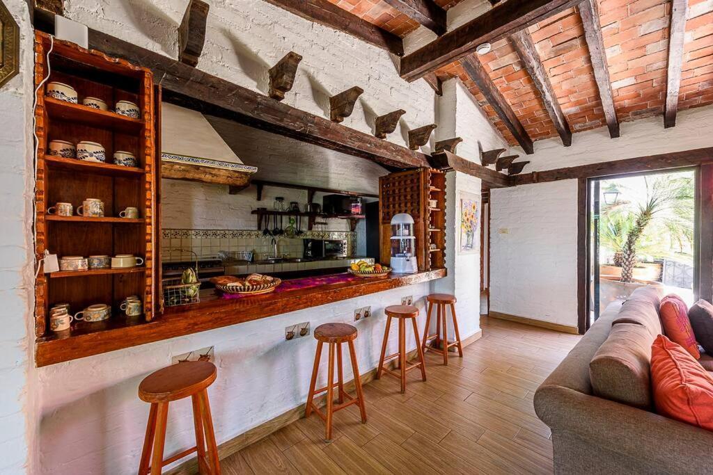 Agradable Cuarto De Hostal Sobre El Centro, Valle บาเญเดบราโว ภายนอก รูปภาพ